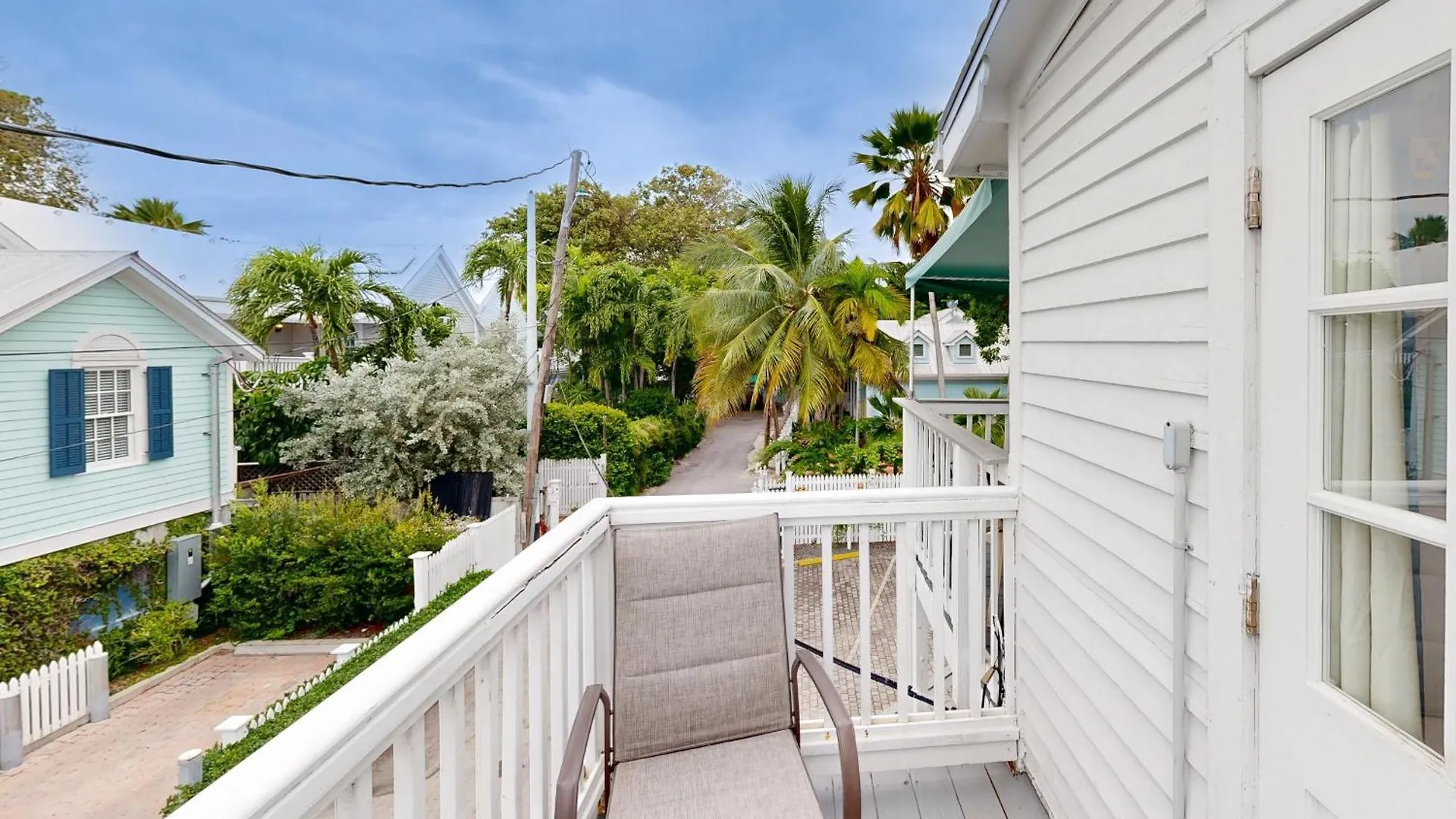 Four Flowers Guesthouse Key West